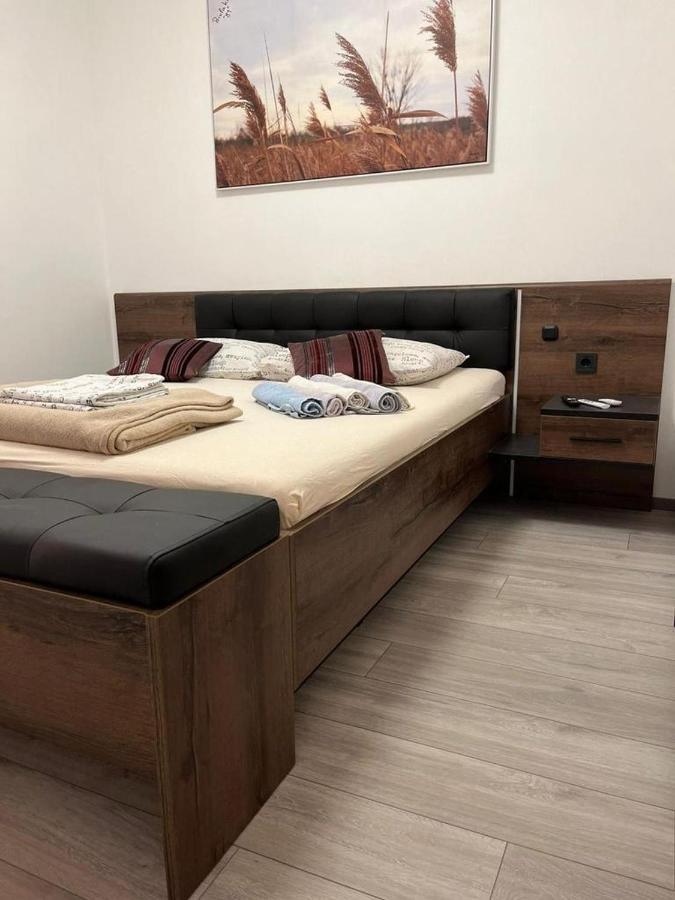 Holiday Apartment Lungomare Привлака Екстериор снимка