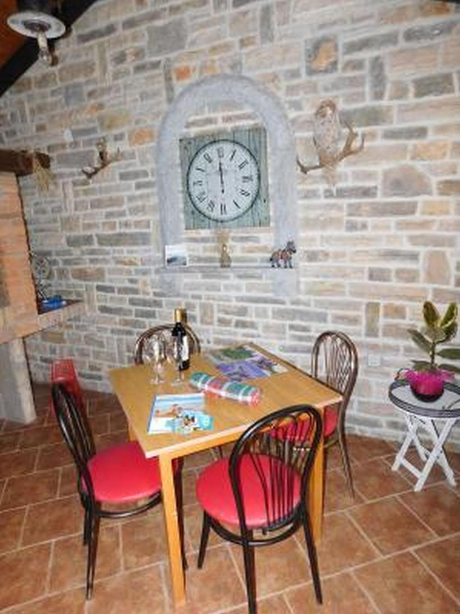 Holiday Apartment Lungomare Привлака Екстериор снимка